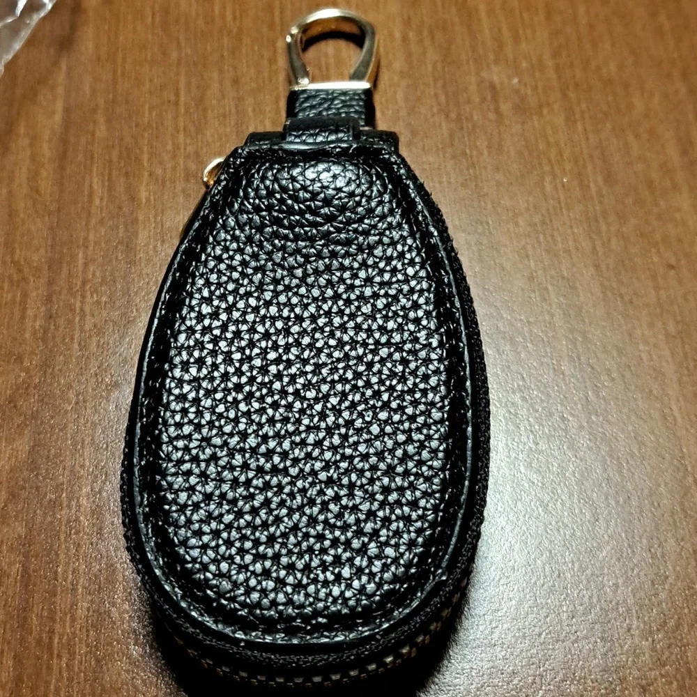 Hello Kitty Black and Red Keychain Holder